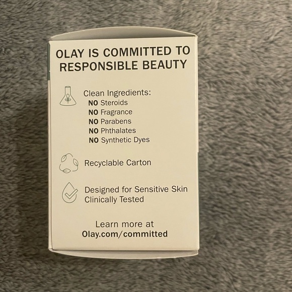 NIB OLAY Sensitive Eczema Therapy Skin Relief Cream - Picture 3 of 5
